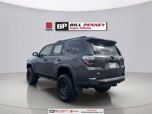 Used 2019 Toyota 4Runner TRD Off-Road Premium image 3