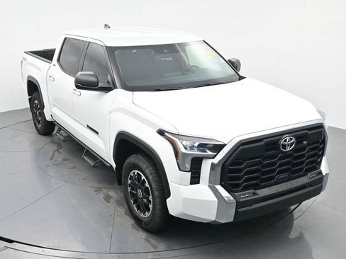 Used 2024 Toyota Tundra SR5 w/ TRD Off-Road Package AWD/4WD image 17