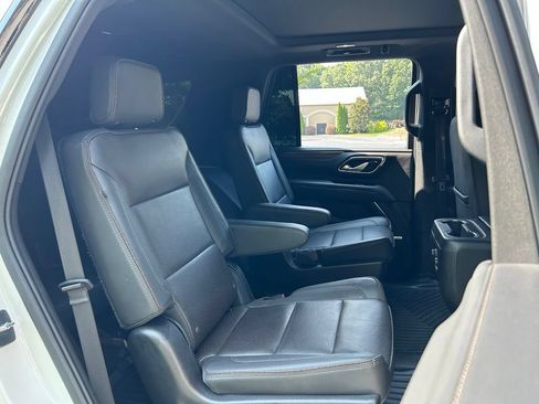 Used 2022 Chevrolet Tahoe High Country AWD/4WD image 52