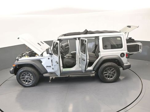 Used 2024 Jeep Wrangler Sport S AWD/4WD image 61