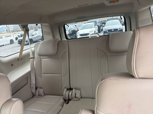 Used 2019 GMC Yukon XL Denali w/ Denali Ultimate Package image 12