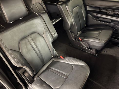 Used 2020 Ford Expedition Max Platinum RWD image 48