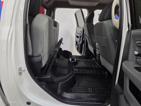 Used 2016 RAM 3500 Big Horn image 77