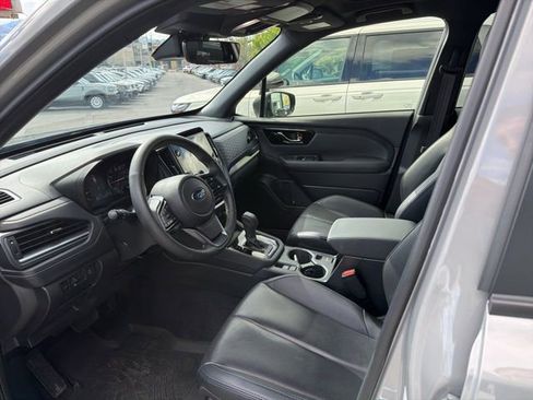 Used 2025 Subaru Forester Limited w/ Popular Package #1 AWD/4WD image 11
