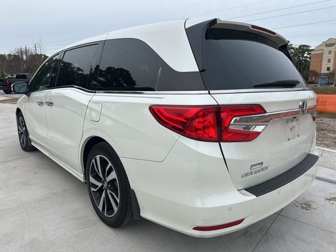 Used 2018 Honda Odyssey Elite image 5