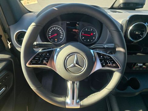 New 2026 Mercedes-Benz Sprinter 2500 image 37