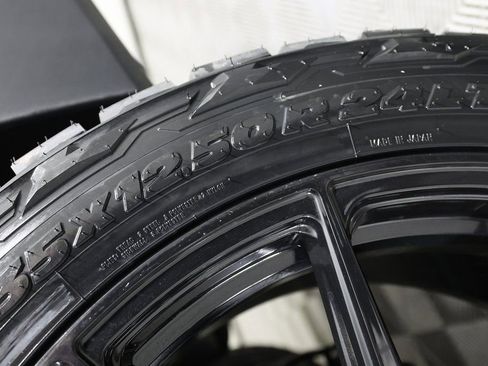 Used 2026 GMC Yukon XL AT4 Ultimate w/ LPO, Floor Liner Package image 55