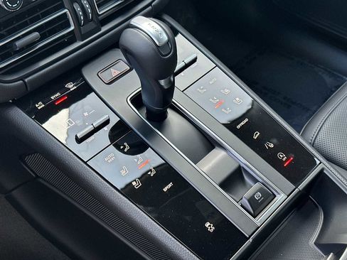 New 2025 Porsche Macan image 23