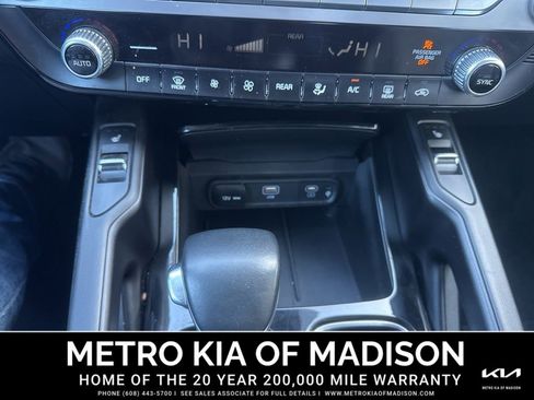 Used 2024 Kia Telluride S w/ S Sunroof Package image 22