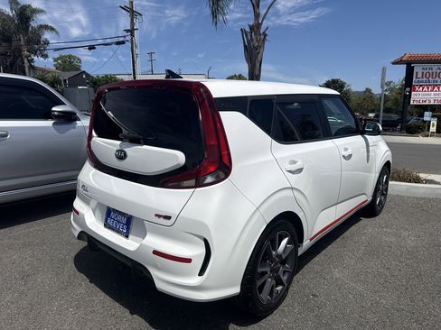 Used 2021 Kia Soul GT-Line FWD image 6