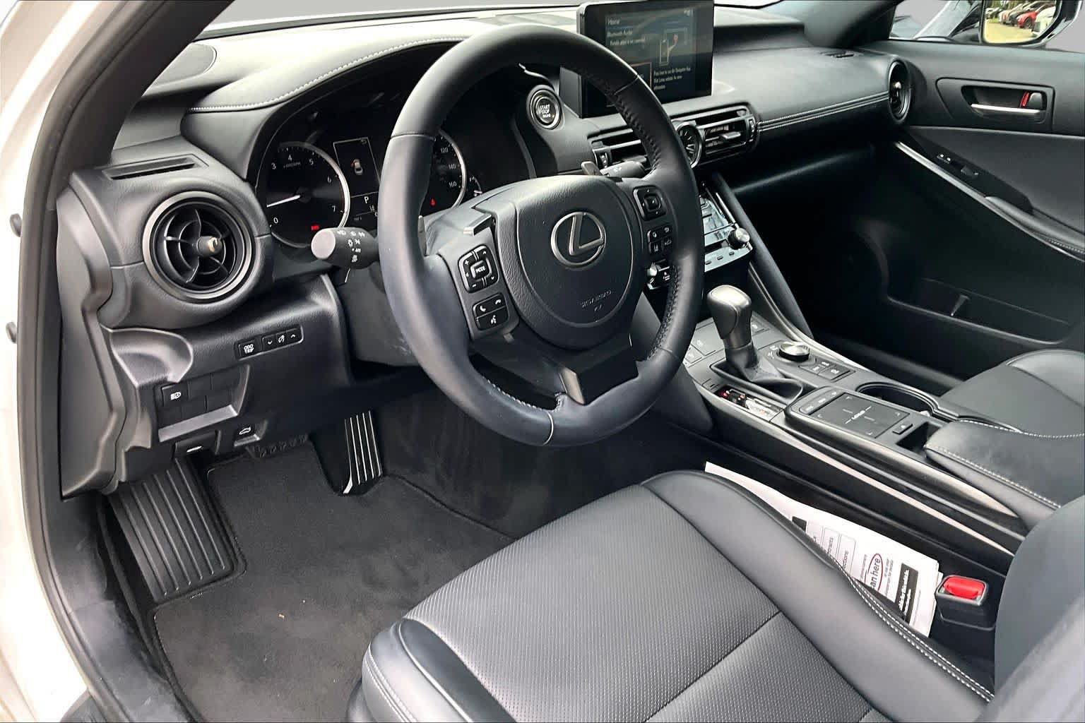 Used 2023 Lexus IS 300 w/ Comfort Package RWD image 18