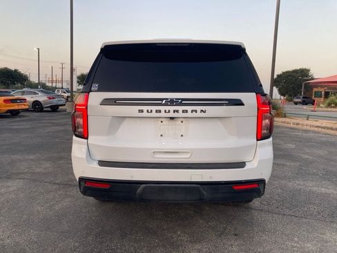Used 2024 Chevrolet Suburban Z71 AWD/4WD image 5