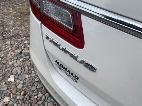 Used 2018 Ford Taurus Limited FWD image 5