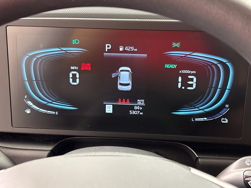 New 2026 Kia Niro LX FWD image 30