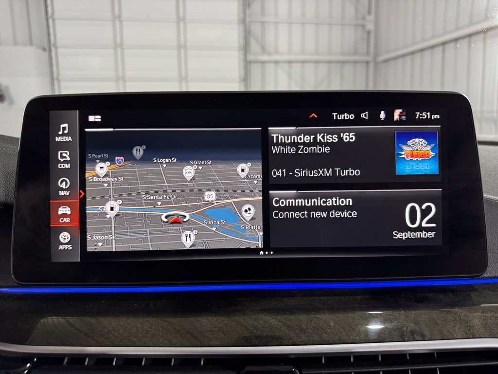 Used 2023 BMW M550i xDrive AWD/4WD image 30