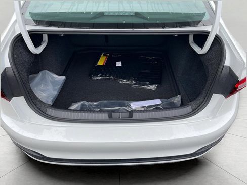 New 2025 Volkswagen Jetta SE image 26