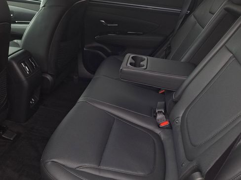 Certified 2024 Hyundai Tucson Limited AWD/4WD image 12