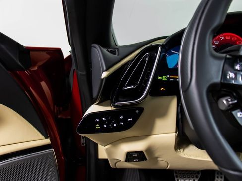 Certified 2024 Ferrari Roma Spider image 37