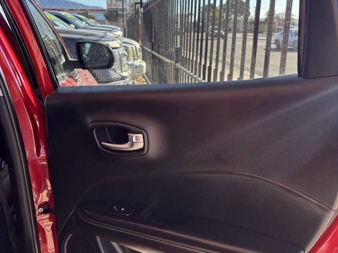 Used 2018 Jeep Compass Sport w/ Cold Weather Group image 14