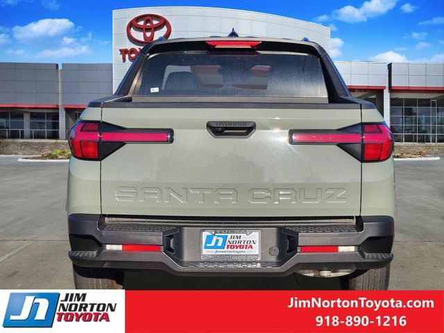 Used 2025 Hyundai Santa Cruz SEL FWD image 6