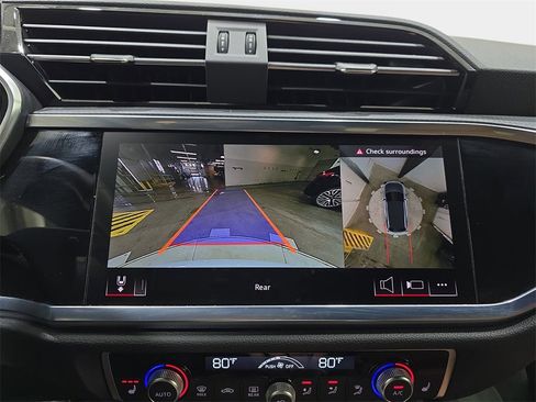 Certified 2025 Audi Q3 2.0T Premium Plus w/ Premium Plus Package image 26