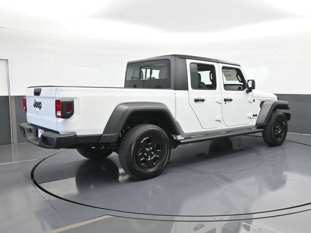 Used 2025 Jeep Gladiator Sport AWD/4WD image 6