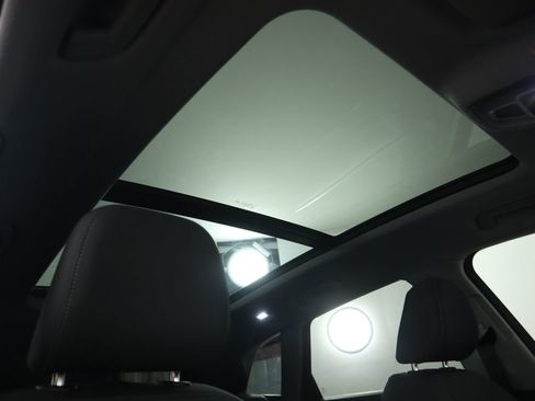 Used 2025 Audi Q5 Premium w/ Convenience Package image 20