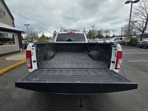 Used 2020 RAM 3500 Big Horn AWD/4WD image 17