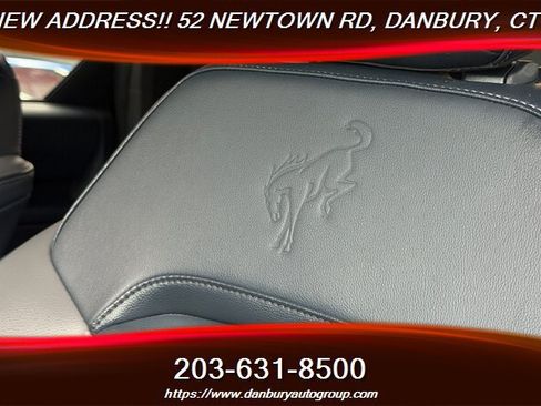 Used 2024 Ford Bronco Outer Banks w/ Sasquatch Package AWD/4WD image 15