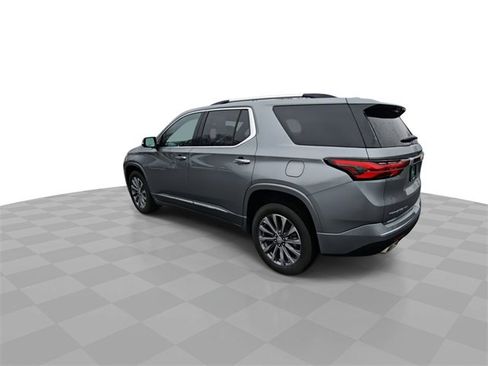 Certified 2023 Chevrolet Traverse Premier w/ LPO, Floor Liner Package image 6