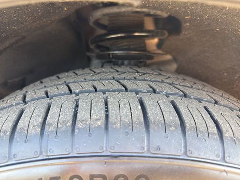 Used 2021 Lincoln Nautilus Reserve image 36