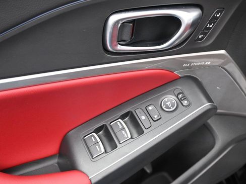 Certified 2026 Acura Integra A-Spec FWD image 9