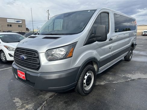 Used 2018 Ford Transit 350 XL image 2