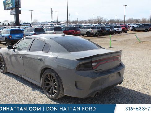 Used 2018 Dodge Charger R/T Scat Pack image 11