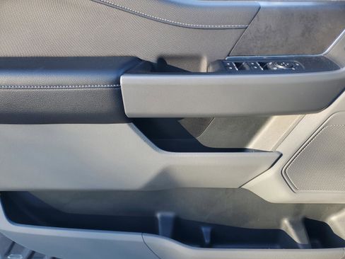 Used 2025 Ford F150 XLT w/ Equipment Group 301A Standard image 13