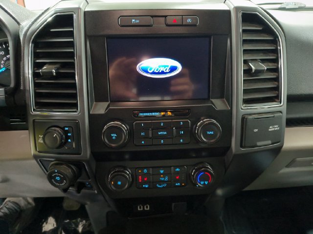 Used 2019 Ford F150 XLT w/ Equipment Group 302A Luxury AWD/4WD image 26