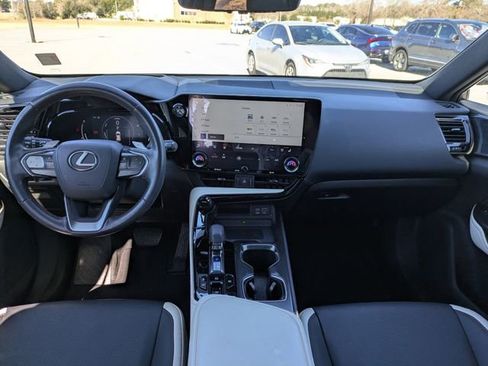 Certified 2023 Lexus NX 350h AWD image 15