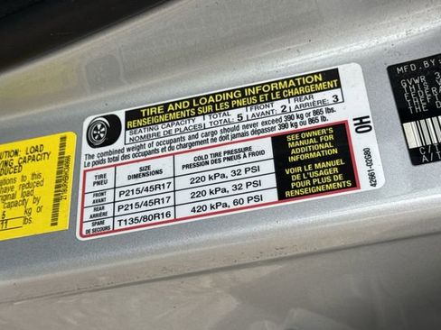 Used 2017 Toyota Corolla SE w/ SE Premium Package FWD image 34
