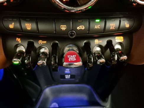 Used 2022 MINI Cooper S w/ Driver Assistance Package image 17