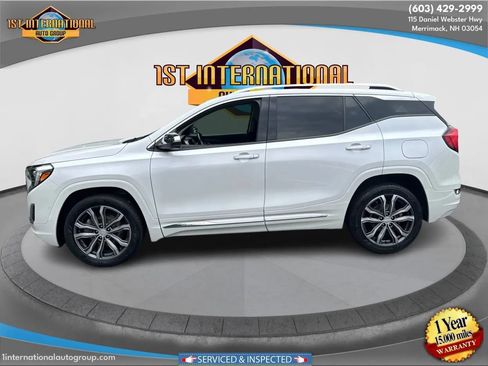 Used 2020 GMC Terrain Denali w/ Denali Premium Package AWD/4WD image 5