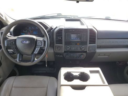 Used 2019 Ford F450 XL w/ Power Equipment Group image 6