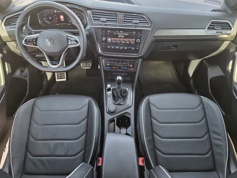 Used 2024 Volkswagen Tiguan SEL R-Line image 20