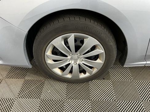 Used 2018 Subaru Impreza 2.0i AWD/4WD image 9