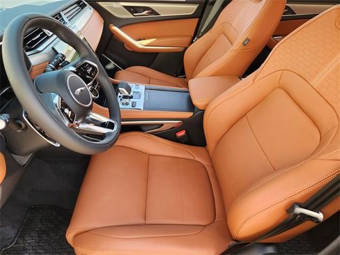 Used 2026 Jaguar F-PACE R-Dynamic S image 10