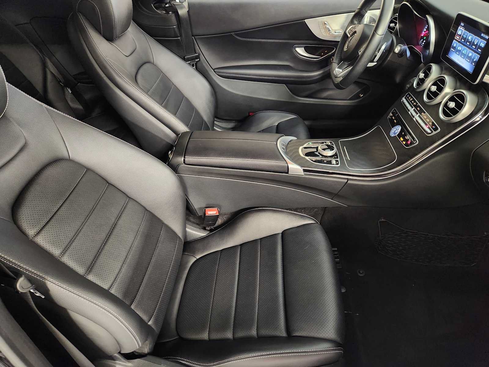 Used 2018 Mercedes-Benz C 300 Coupe image 3