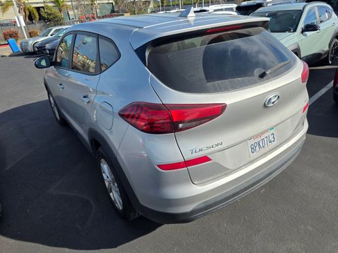 Used 2020 Hyundai Tucson SE image 4