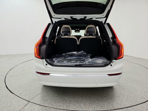 New 2026 Volvo XC90 B6 Plus w/ Protection Package AWD/4WD image 19