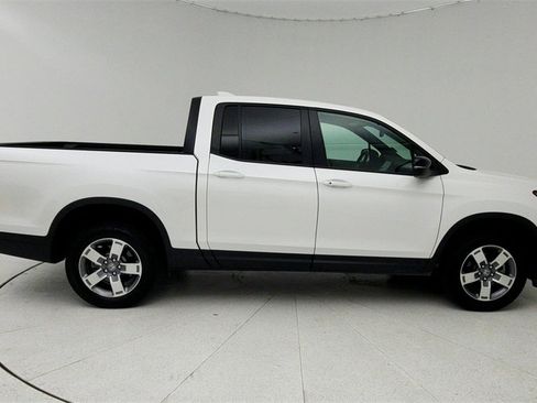 Used 2024 Honda Ridgeline TrailSport image 8