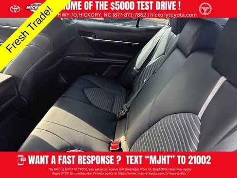 Used 2024 Toyota Camry SE image 8