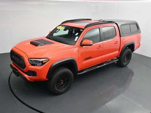 Used 2023 Toyota Tacoma TRD Pro AWD/4WD image 22